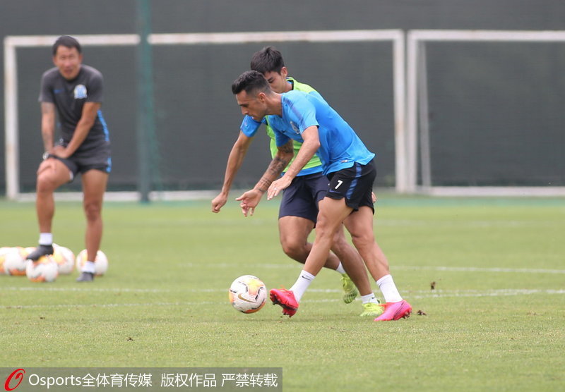 关于广州富力客场继续取胜,积极备战下一场的信息 关于广州富力客场继续取胜,积极备战下一场的信息