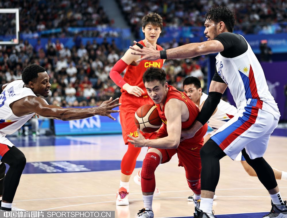 半岛体育登录入口-红龙士气高昂,全队团结一致赢得胜利的简单介绍