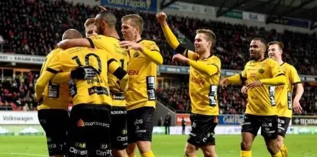 关于沃尔夫斯堡客战沙尔克04，德甲赛场大获全胜展现强劲实力的信息