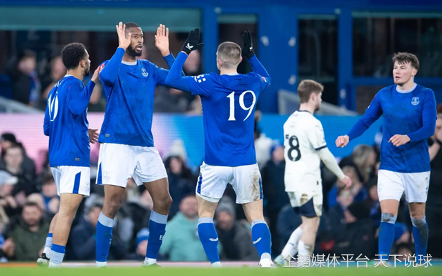 埃弗顿球员士气高涨,备战对手 埃弗顿球员士气高涨,备战对手