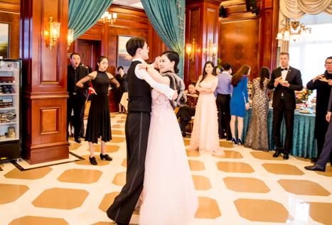 奥地利女足球队全员出席新闻发布会 奥地利女足球队全员出席新闻发布会