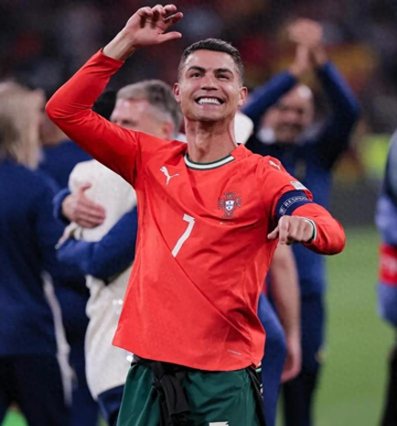 半岛体育app-关于葡萄牙球员在国际赛场崭露头角的信息