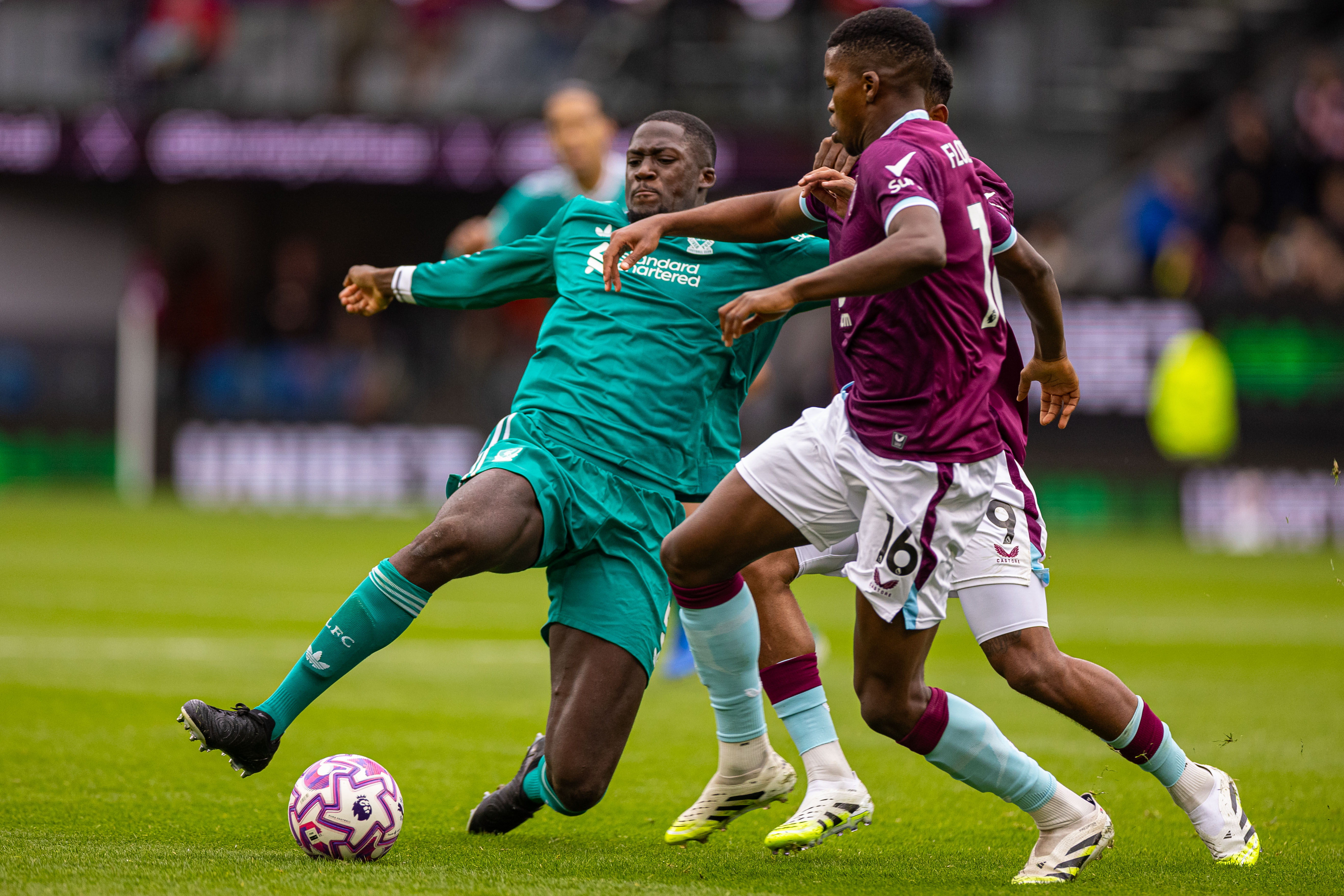 半岛体育官网app-关于利物浦客场小胜伯恩利，保持不败纪录的信息