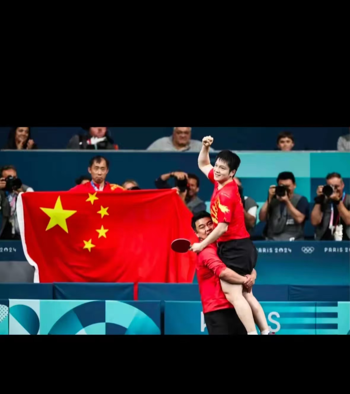 关于东道主运动员斩获首金，激动落泪的信息