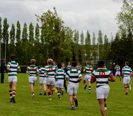 半岛体育官方登录入口-球队士气高昂，斗志昂扬取得胜利