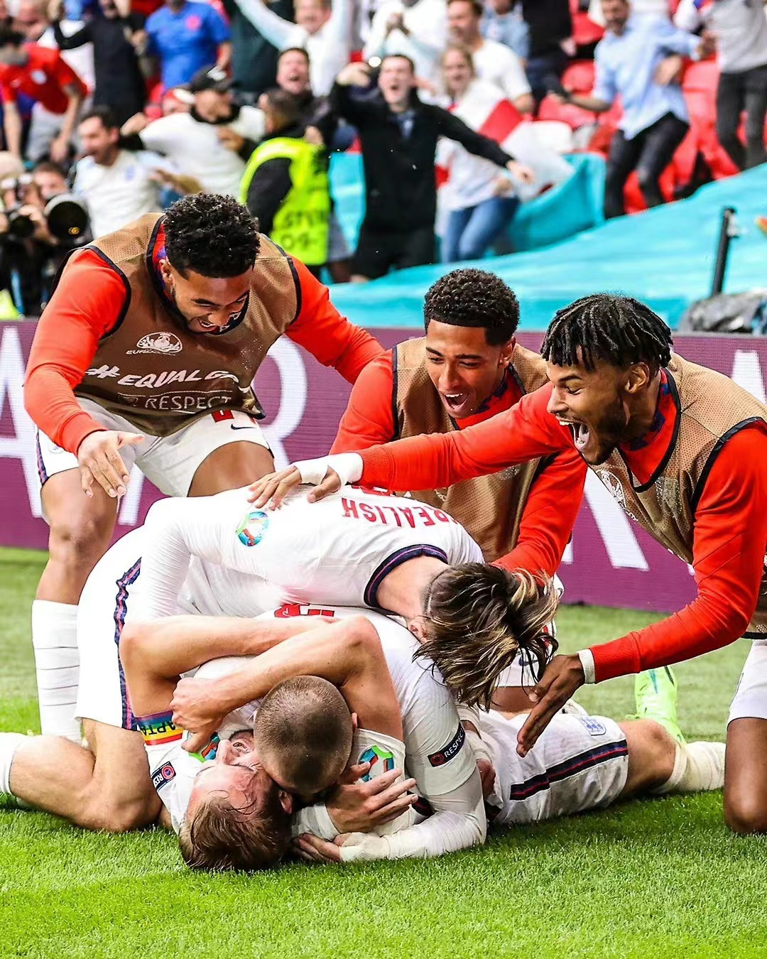 宿敌对决：俄罗斯队对阵美国队